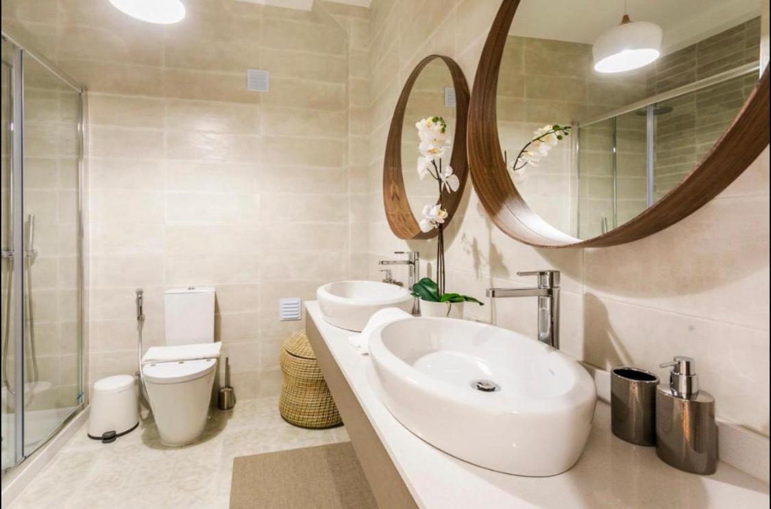 Sao Bento 1 Bedroom Garden Apartment Lisbon